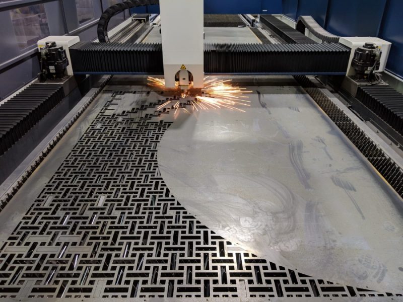 Kinh doanh Cắt Laser Kim Loại
